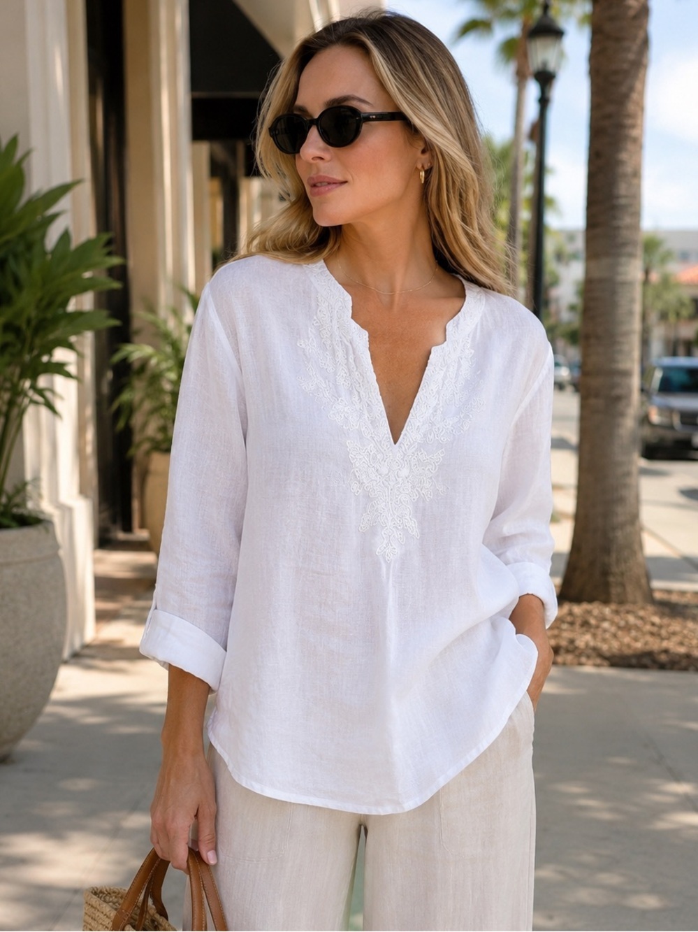 Lilly Pulitzer White Linen Embroidered V-Neck Tunic S